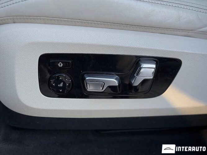 BMW X5 4.0i 54 interauto-car