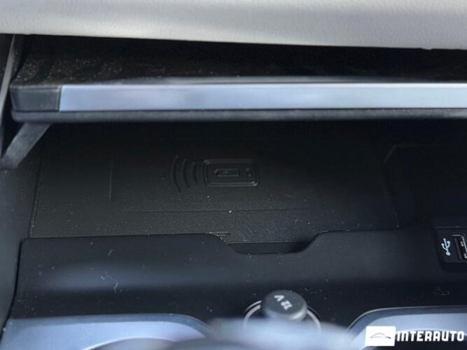 BMW X5 4.0i 69 interauto-car