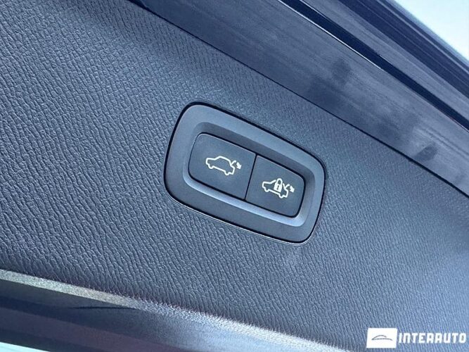 Volvo XC 90 52 interauto-car