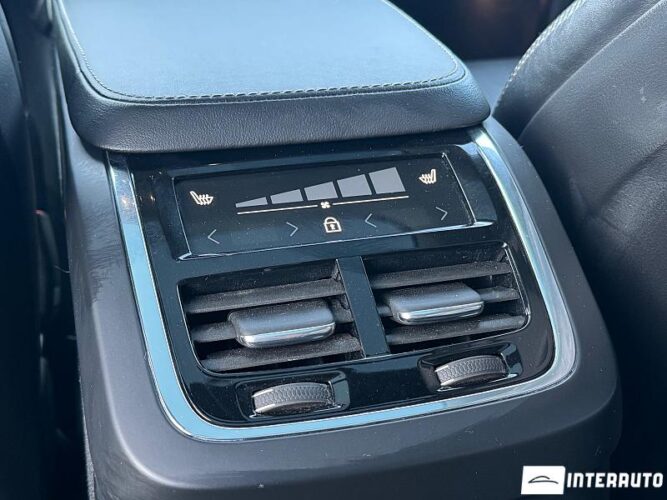 Volvo XC 90 56 interauto-car