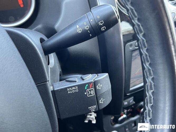 Dacia Duster 38 interauto-car