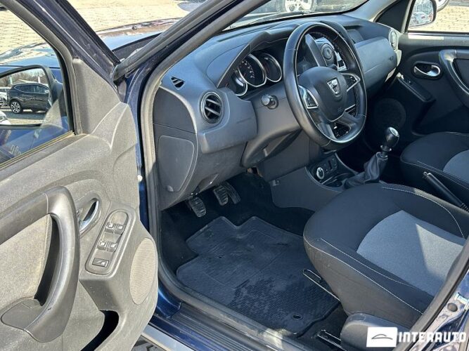 Dacia Duster 33 interauto-car