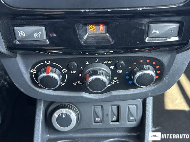 Dacia Duster 41 interauto-car