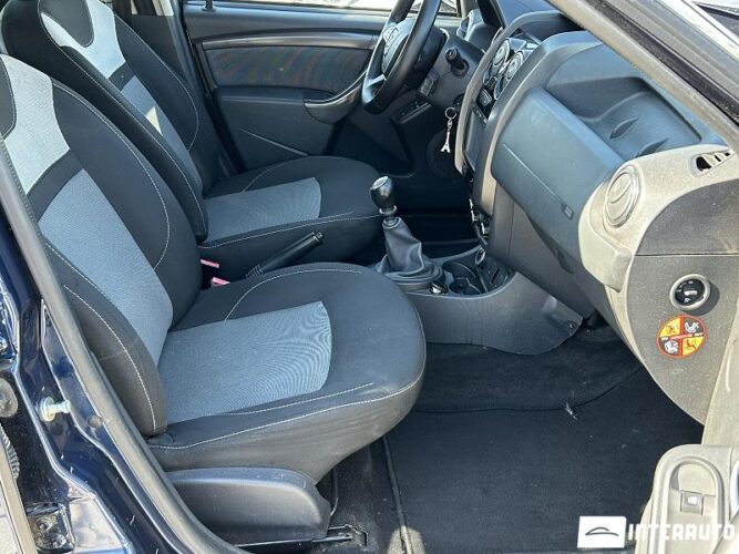 Dacia Duster 43 interauto-car