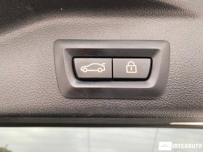 BMW X5 4.0i 56 interauto-car