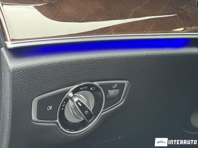 Mercedes E 200 45 interauto-car