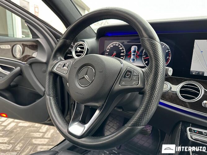 Mercedes E 200 39 interauto-car