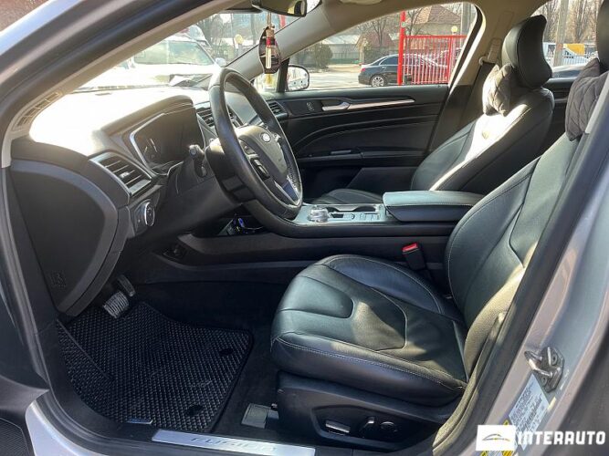 Ford Fusion 38 interauto-car