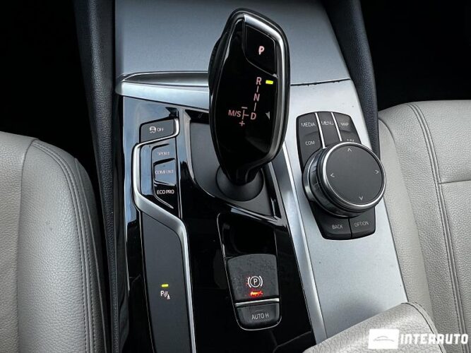 BMW 520 38 interauto-car