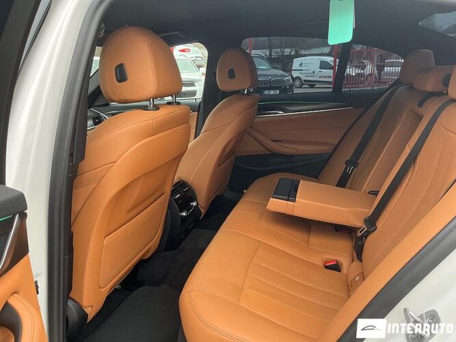 BMW 530e 49 interauto-car