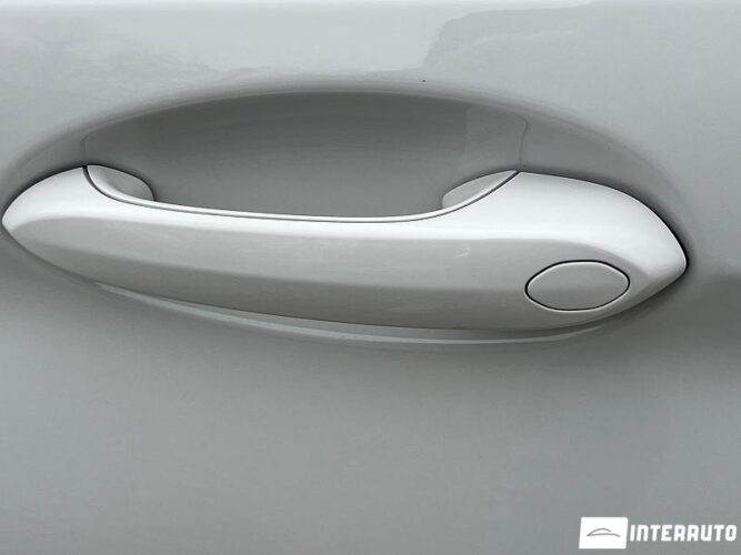 BMW 530e 36 interauto-car