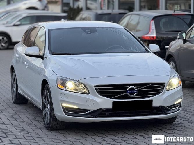 Volvo V 60 32 interauto-car