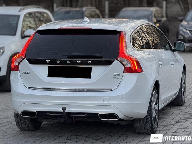 Volvo V 60 33 interauto-car