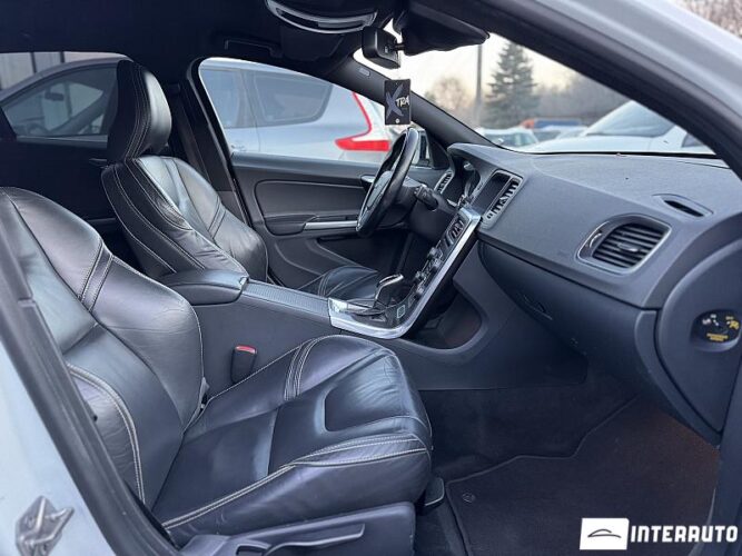 Volvo V 60 48 interauto-car