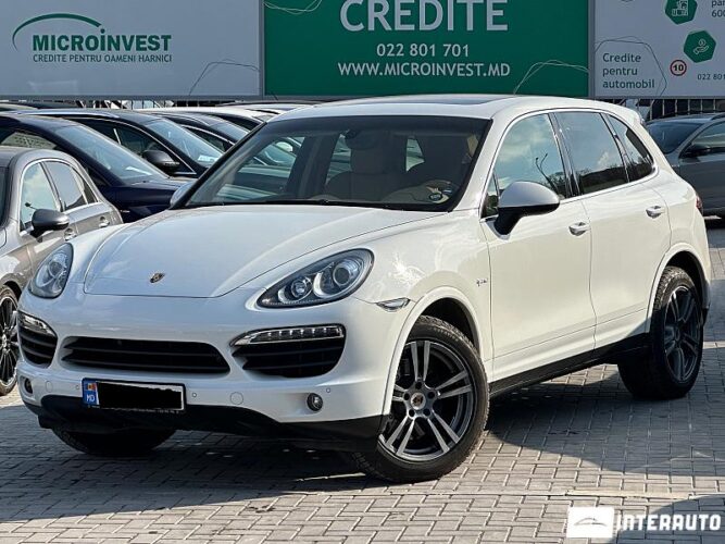 Porsche Cayenne S Hybrid 33 interauto-car