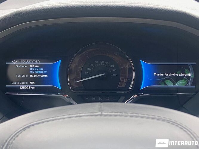 Lincoln MKZ 42 interauto-car