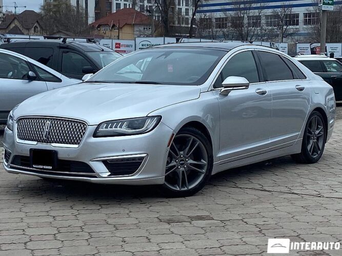 Lincoln MKZ 31 interauto-car