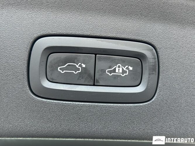 Volvo Polestar 2 54 interauto-car