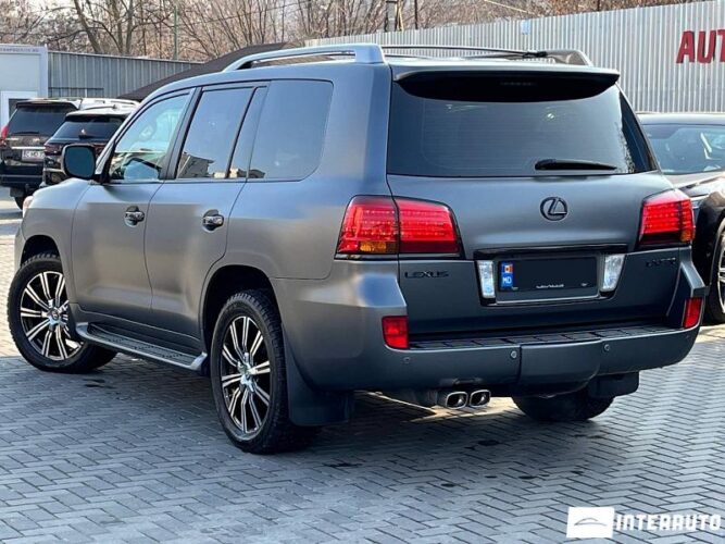 Lexus LX 570 37 interauto-car