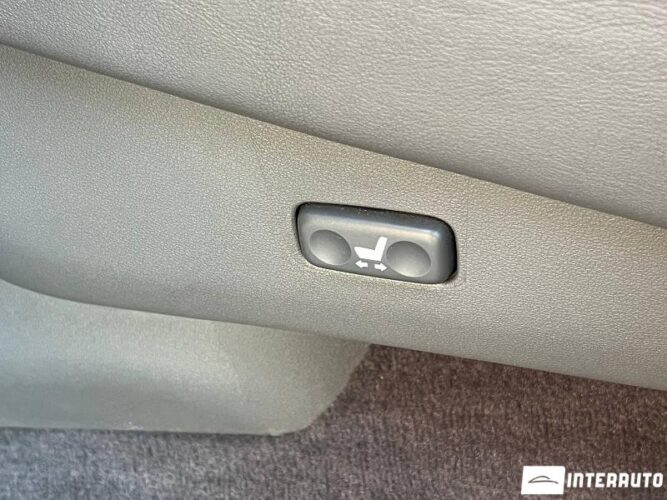 Lexus LX 570 53 interauto-car