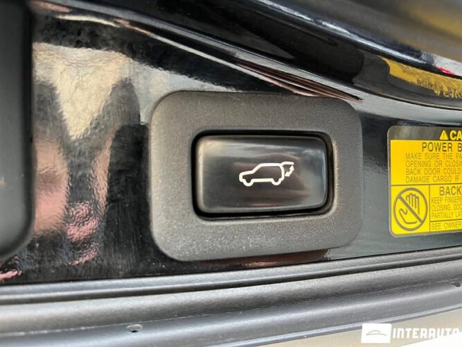 Lexus LX 570 55 interauto-car