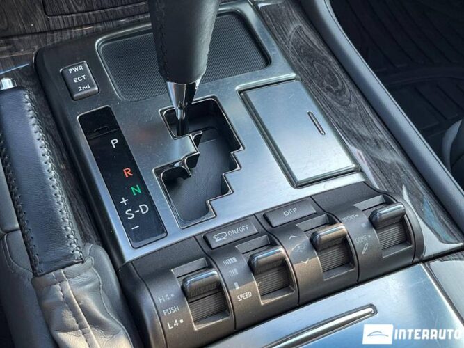 Lexus LX 570 48 interauto-car