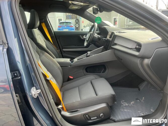 Volvo Polestar 2 41 interauto-car
