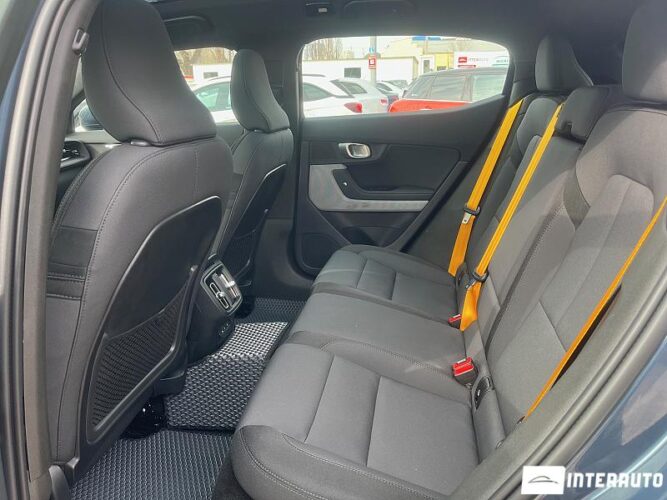Volvo Polestar 2 43 interauto-car