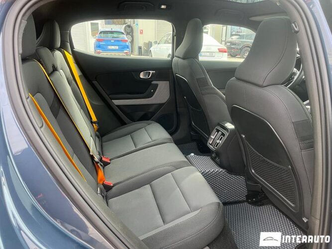 Volvo Polestar 2 44 interauto-car