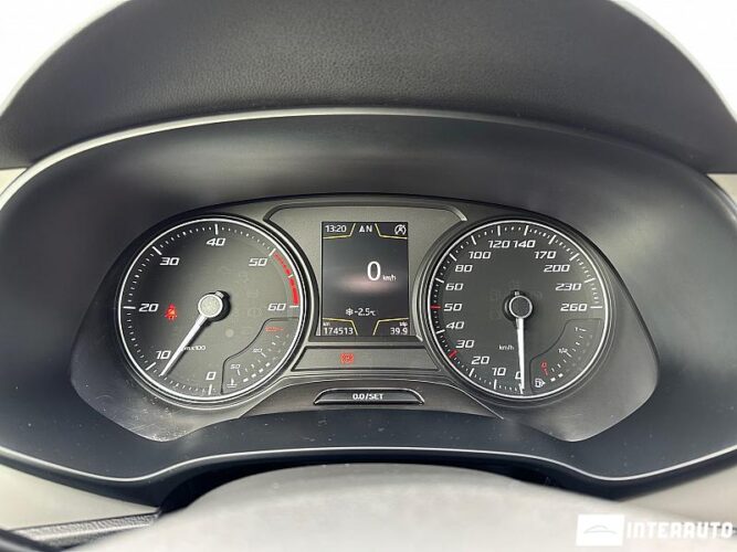 Seat Leon 40 interauto-car