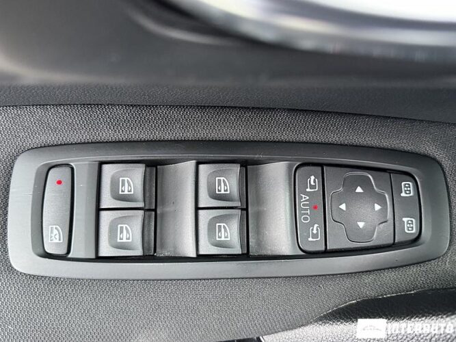 Renault Kadjar 49 interauto-car