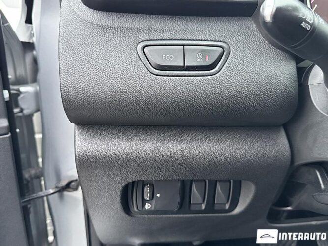 Renault Kadjar 50 interauto-car