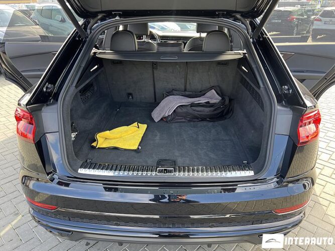 Audi Q8 65 interauto-car