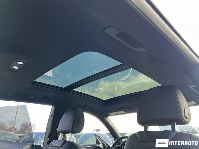 Audi Q8 54 interauto-car