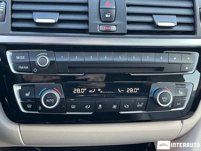 BMW 330E 43 interauto-car