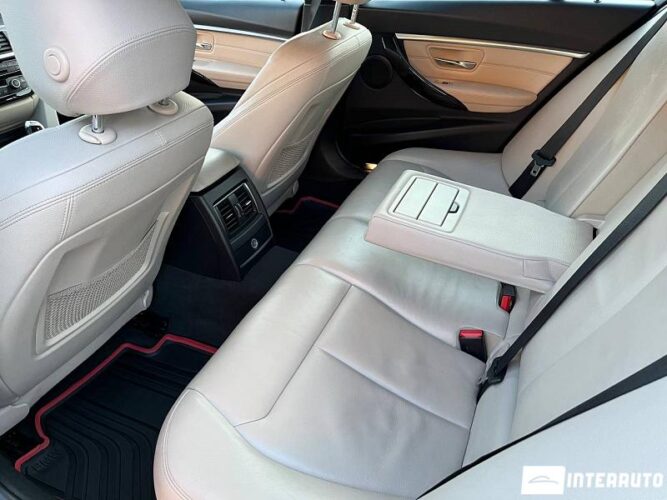 BMW 330E 47 interauto-car