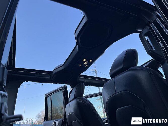 Jeep Wrangler 54 interauto-car