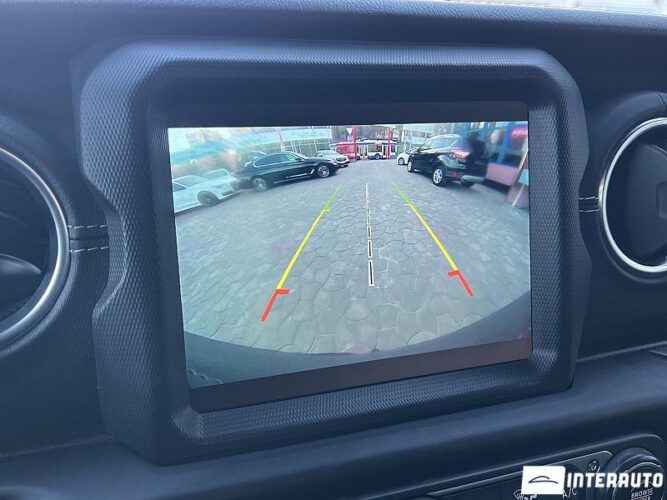 Jeep Wrangler 48 interauto-car