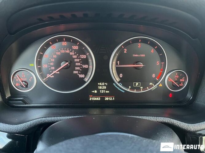 BMW X3 2.0D 39 interauto-car