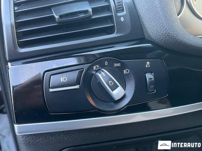 BMW X3 2.0D 37 interauto-car