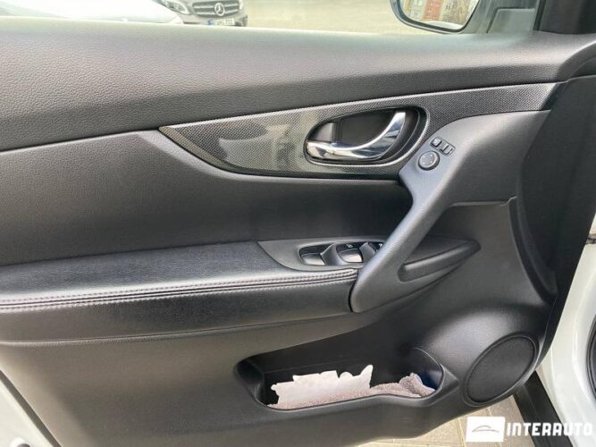 Nissan X-Trail 39 interauto-car