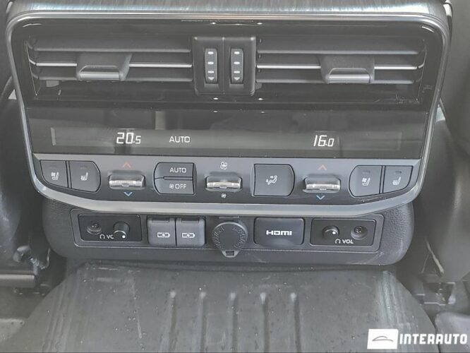 Toyota Land Cruiser 52 interauto-car