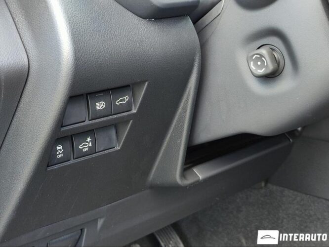 Toyota Land Cruiser 57 interauto-car