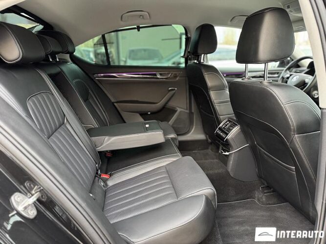 Skoda Superb 49 interauto-car