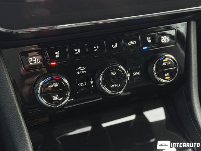 Skoda Superb 44 interauto-car