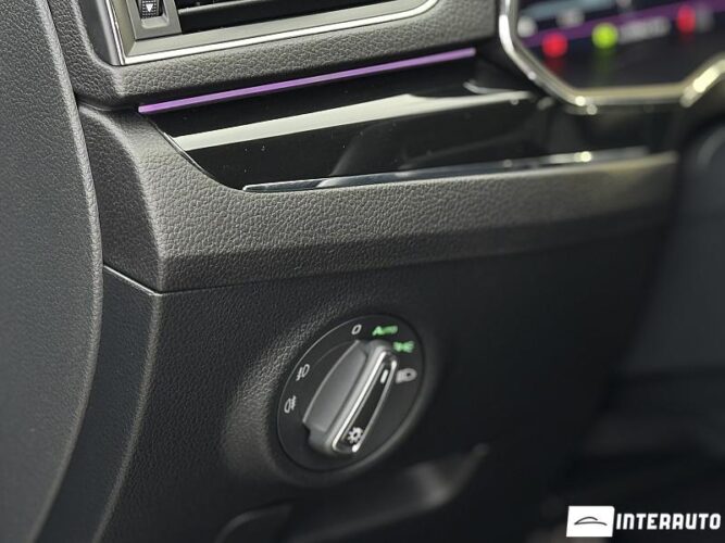 Skoda Superb 40 interauto-car