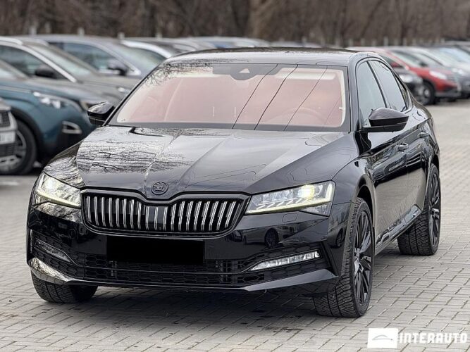 Skoda Superb 31 interauto-car