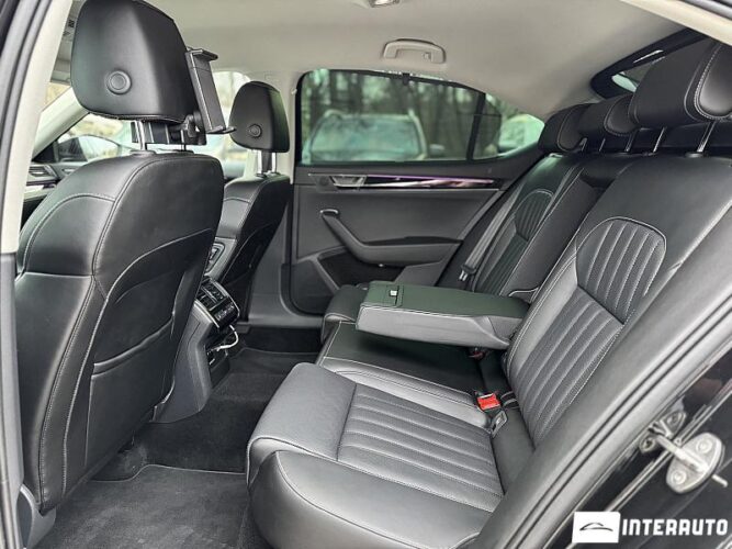 Skoda Superb 47 interauto-car