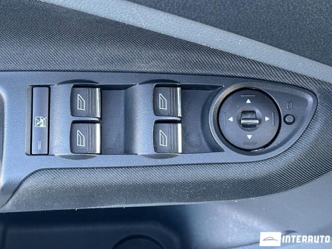 Ford C-MAX 49 interauto-car