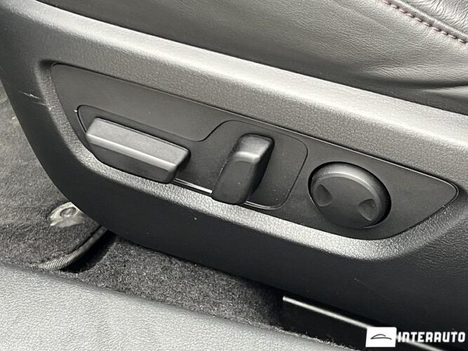 Mazda CX-30 53 interauto-car